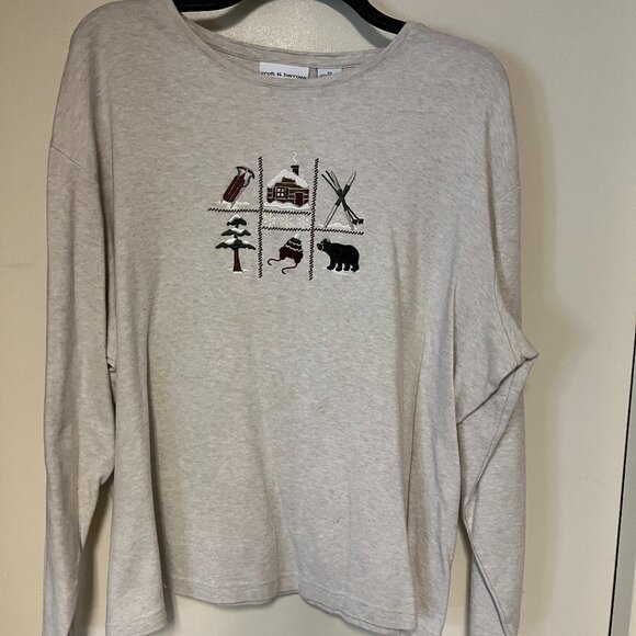 Croft & Barrow Woman Top with Winter Scene Appliques, Size XL - Picture 1 of 3